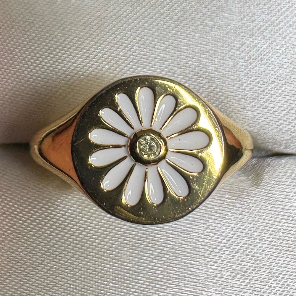 Ring Gold over 925 Sterling Silver Daisy Floral Dainty Feminine
